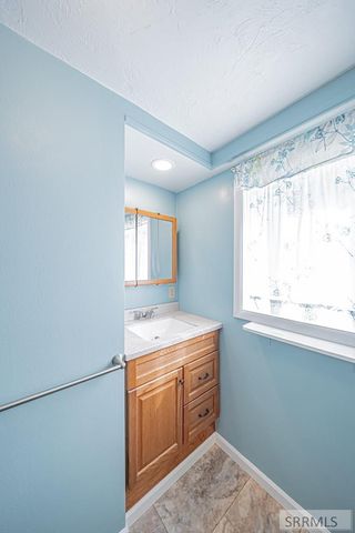 270 Eastview Drive, Idaho Falls, ID 83401
