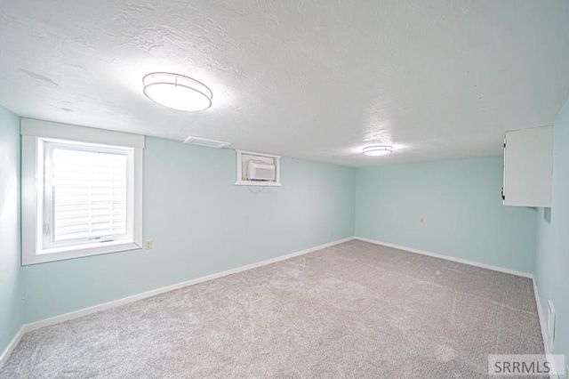 270 Eastview Drive, Idaho Falls, ID 83401