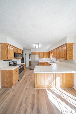 270 Eastview Drive, Idaho Falls, ID 83401