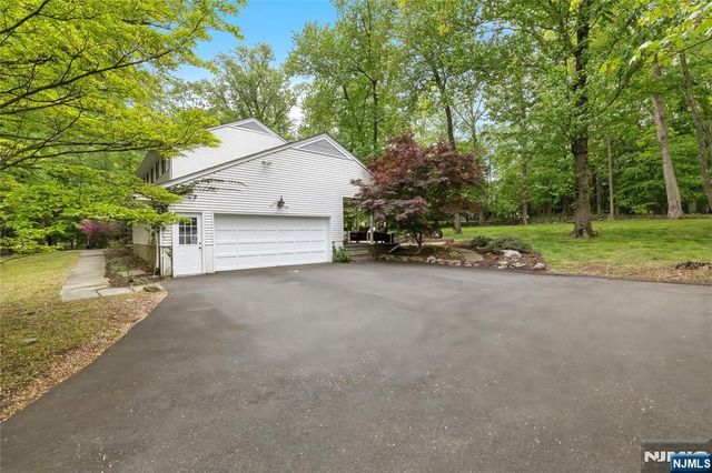 7 Ellsworth Terrace, Montvale, NJ 07645