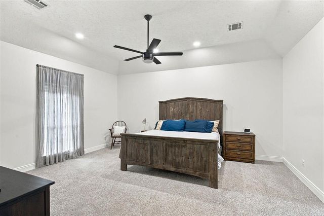 2716 Magnolia Lane, Lake Charles, LA 70605
