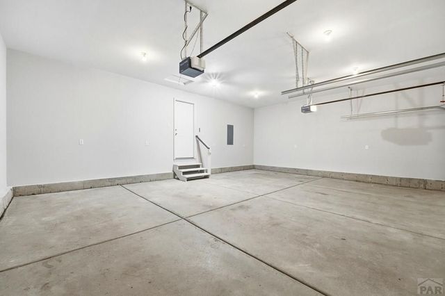 1169 E Canary Dr, Pueblo, CO 81007