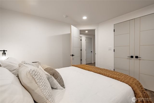 8068 Niska Road, Blaine, WA 98230