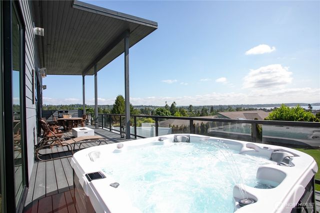 8068 Niska Road, Blaine, WA 98230