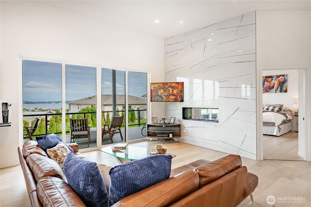 8068 Niska Road, Blaine, WA 98230