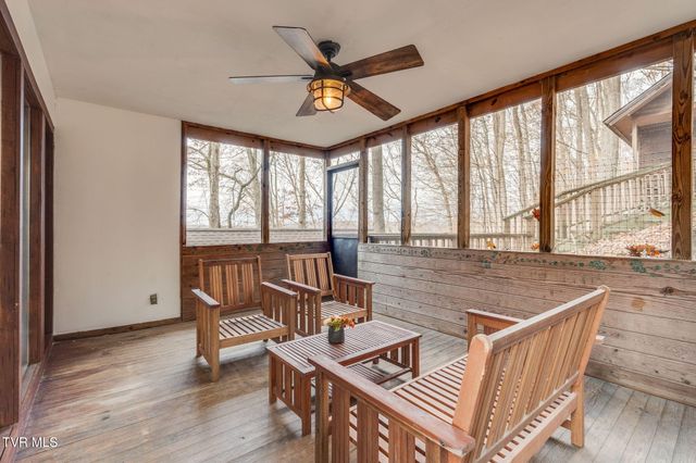 690 Buttermilk Road, Blountville, TN 37617