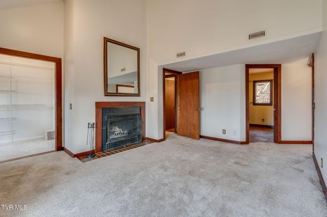 690 Buttermilk Road, Blountville, TN 37617