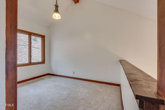 690 Buttermilk Road, Blountville, TN 37617