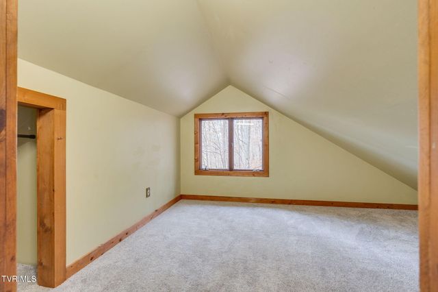 690 Buttermilk Road, Blountville, TN 37617