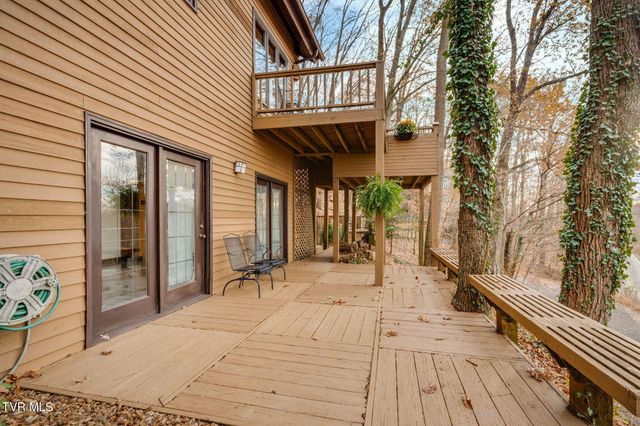 690 Buttermilk Road, Blountville, TN 37617