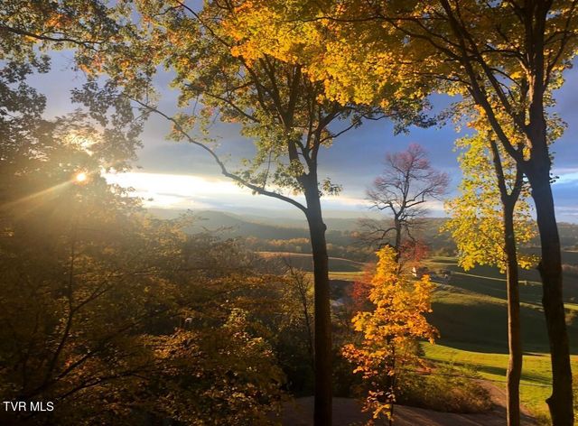 690 Buttermilk Road, Blountville, TN 37617