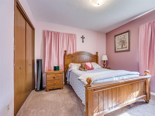 3204 W Woodlane Street, Midwest City, OK 73110