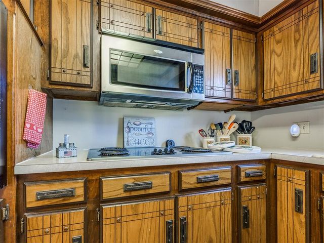 3204 W Woodlane Street, Midwest City, OK 73110