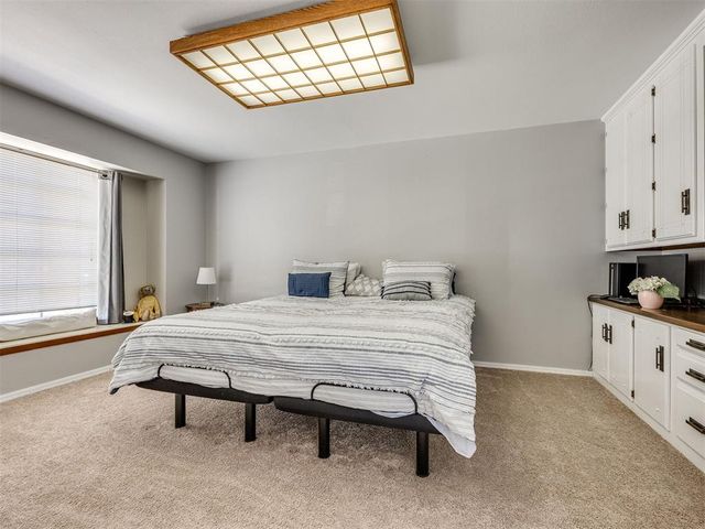 3204 W Woodlane Street, Midwest City, OK 73110