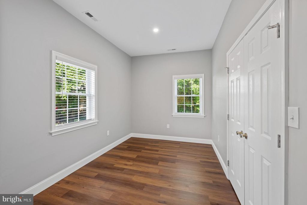 Image 22 of property listing at 9901 EDWARD AVE, Bethesda, MD 20814
