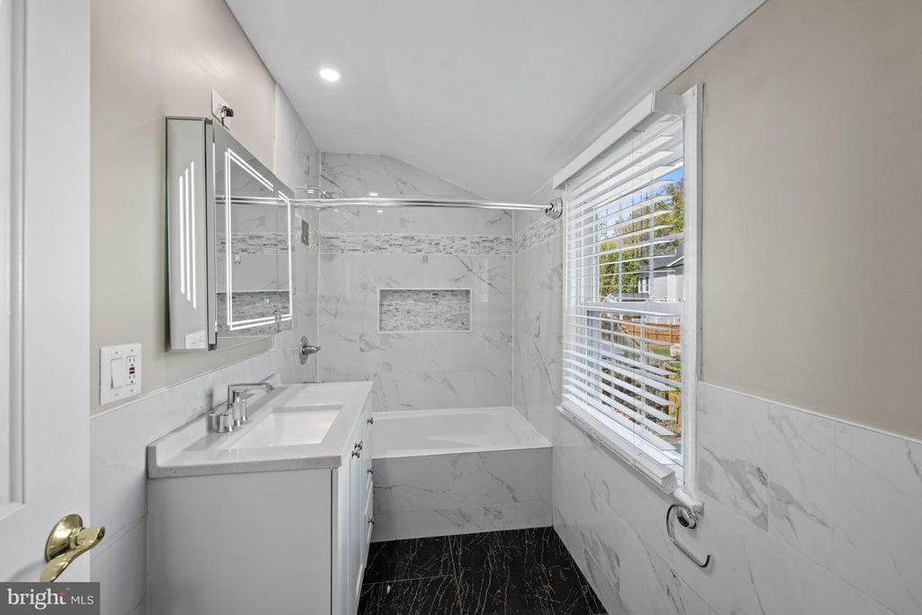 Image 23 of property listing at 9901 EDWARD AVE, Bethesda, MD 20814