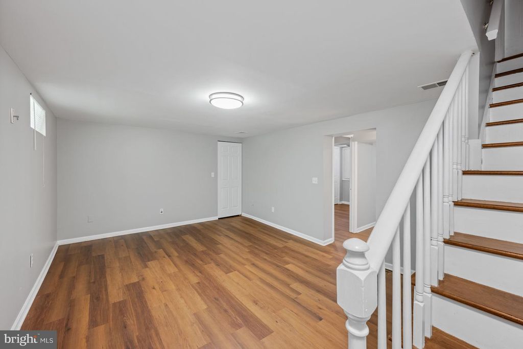 Image 24 of property listing at 9901 EDWARD AVE, Bethesda, MD 20814