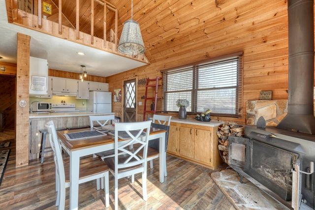 206 Ivy Knob Lane, Hayesville, NC 28904