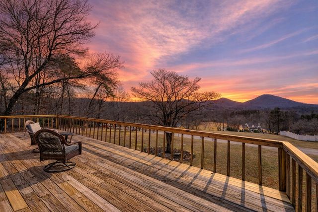 206 Ivy Knob Lane, Hayesville, NC 28904