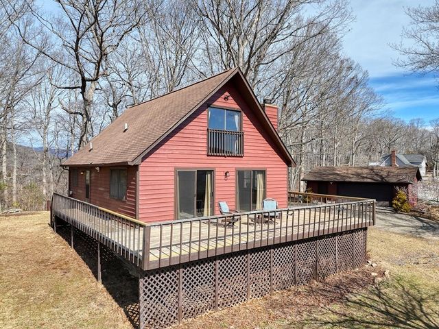 206 Ivy Knob Lane, Hayesville, NC 28904