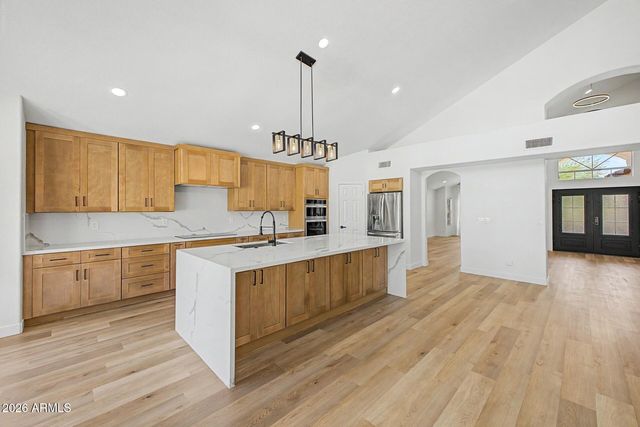 1426 E AMBERWOOD Drive, Phoenix, AZ 85048