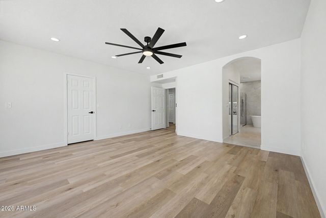 1426 E AMBERWOOD Drive, Phoenix, AZ 85048
