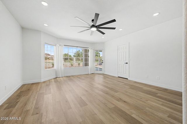 1426 E AMBERWOOD Drive, Phoenix, AZ 85048
