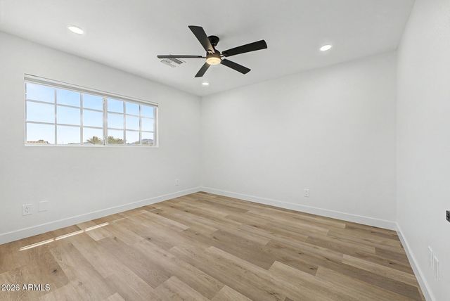 1426 E AMBERWOOD Drive, Phoenix, AZ 85048
