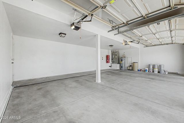 1426 E AMBERWOOD Drive, Phoenix, AZ 85048