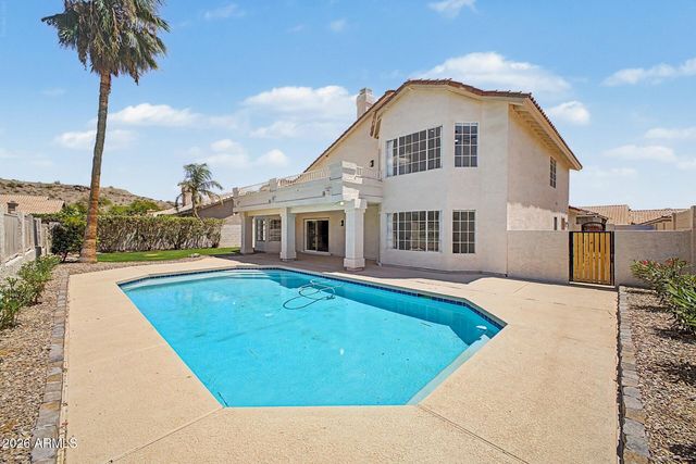 1426 E AMBERWOOD Drive, Phoenix, AZ 85048