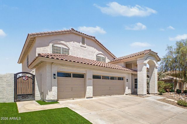 1426 E AMBERWOOD Drive, Phoenix, AZ 85048
