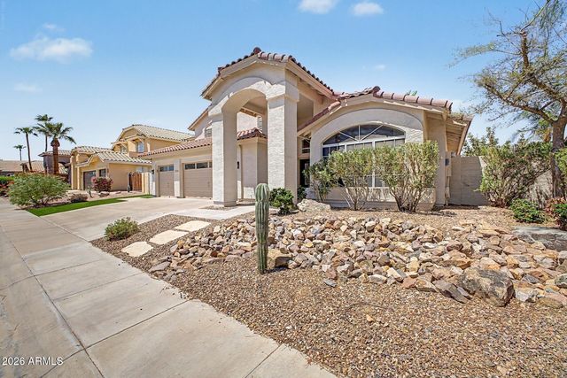 1426 E AMBERWOOD Drive, Phoenix, AZ 85048