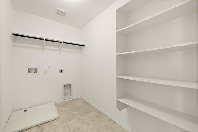 8002 Prairie Rye DR, Lago Vista, TX 78645