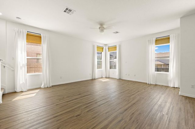 8002 Prairie Rye DR, Lago Vista, TX 78645