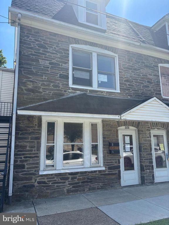 9218 W CHESTER PIKE #1, Upper Darby, PA 19082
