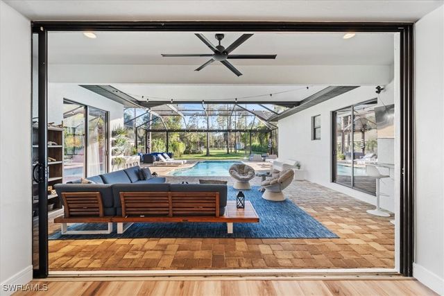 5858 Star Grass LN, Naples, FL 34116