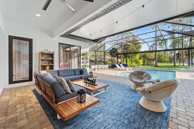 5858 Star Grass LN, Naples, FL 34116