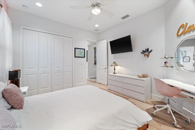 5858 Star Grass LN, Naples, FL 34116