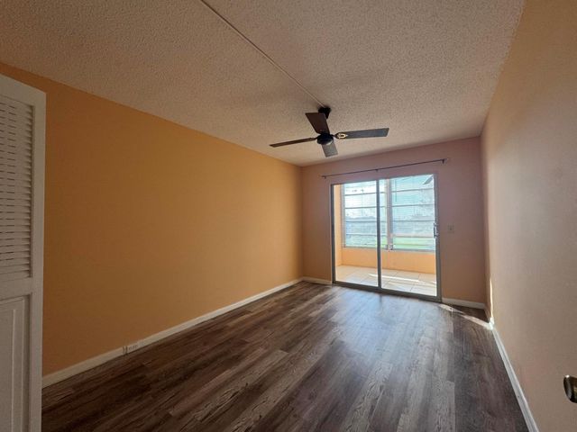 4053 Hythe C, Boca Raton, FL 33434