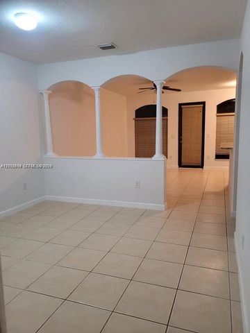 10315 NW 30th Ter 10315, Doral, FL 33172