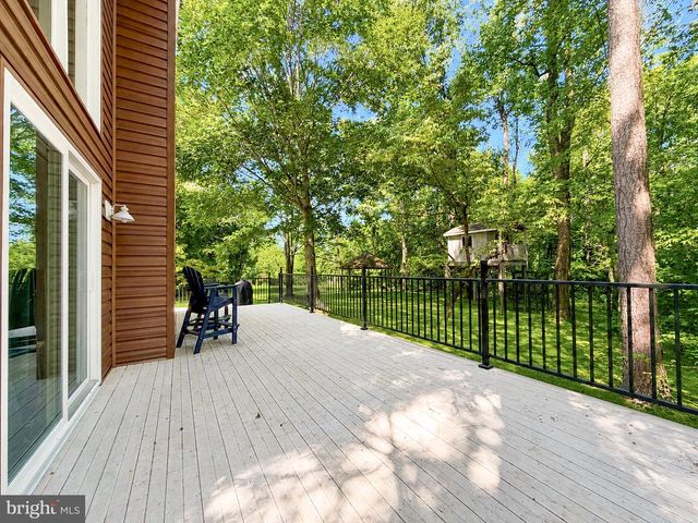 23678 MYRTLE POINT RD, California, MD 20619