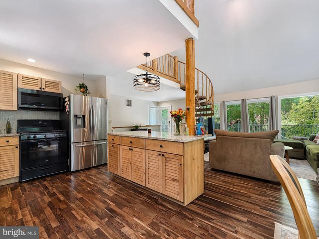 23678 MYRTLE POINT RD, California, MD 20619