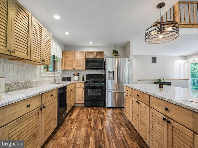 23678 MYRTLE POINT RD, California, MD 20619