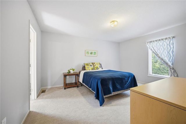 12204 Cherry Street, Kansas City, MO 64145