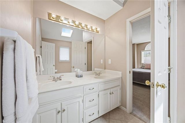 12204 Cherry Street, Kansas City, MO 64145