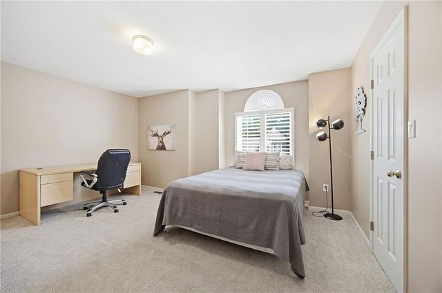 12204 Cherry Street, Kansas City, MO 64145