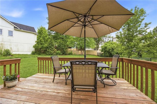 12204 Cherry Street, Kansas City, MO 64145