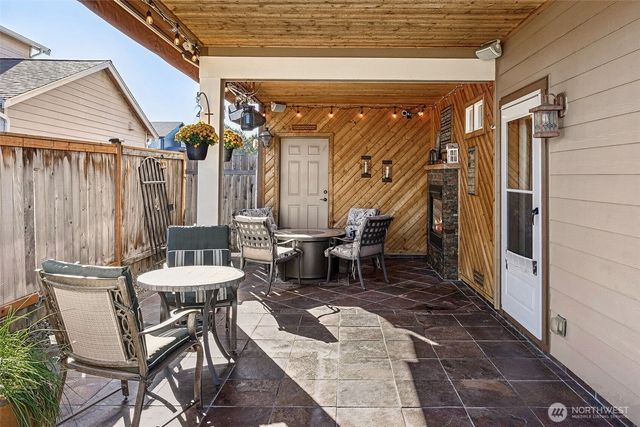 13811 68th Avenue Ct E, Puyallup, WA 98373