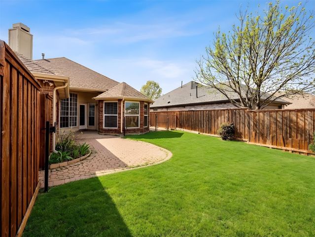 6102 Arlington Drive, Frisco, TX 75035
