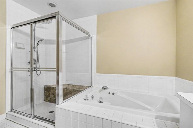 183 Kingsbrook Avenue 17, Ann Arbor, MI 48103